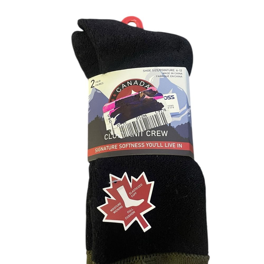 Canada 🍁 weather gear Black Crew Socks 2 pair men’s size 6-12
